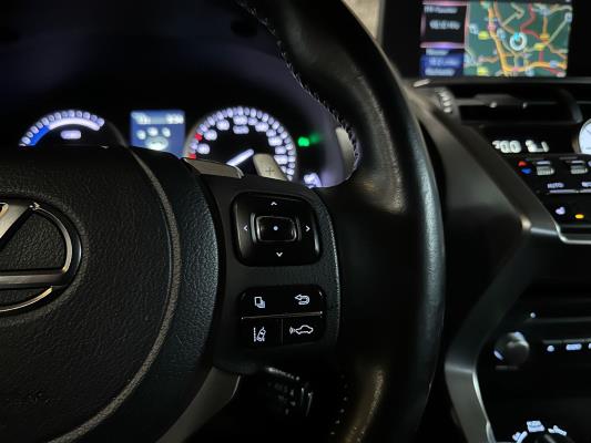 Lexus NX 300h Executive Line 2.5 AWD 184pk 2021 Plug-In Hybrid, KGK-71-F