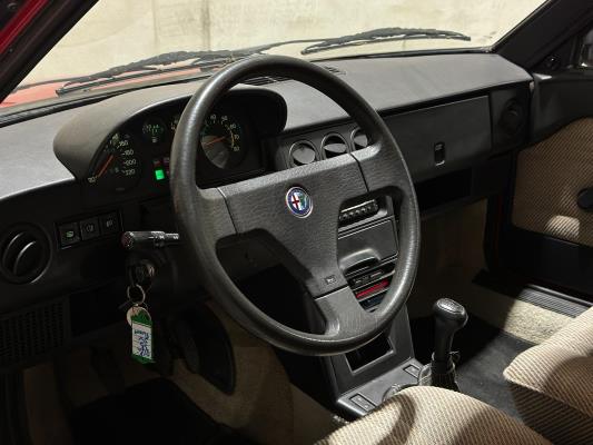 Alfa Romeo 33 1.3s SportWagon 86pk 1988, TP-58-GD