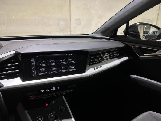 Audi Q4 e-tron 35 Edition 55 kWh 170pk 2022 (Origineel-NL), R-847-TD