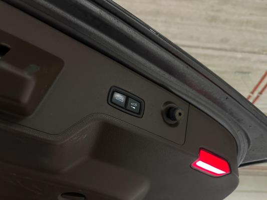 Porsche Panamera Sport Turismo 4 E-Hybrid 2.9 V6 462hp 2018 (Original-NL), RR-070-R