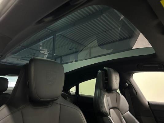 Porsche Taycan Performance Plus 93 kWh 381pk 2023, S-120-GD