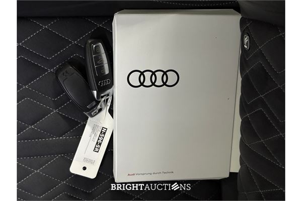 Audi Q4 50 S edition Quattro 77 kWh 2021 (Origineel-NL), N-596-SR