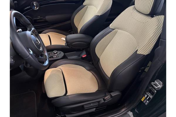 MINI Cooper Camden Plus Edition 33 kWh 184pk 2023 (Origineel-NL), S-308-XP