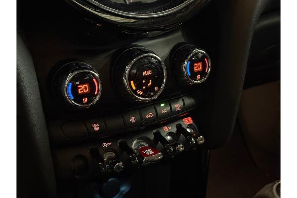 MINI One Business Edition 1.5 102pk 2022 (Origineel-NL), P-333-LL
