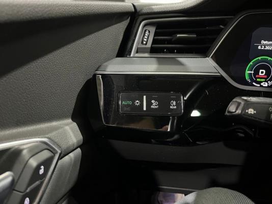Audi e-tron 50 quattro Business edition Plus 71 kWh 313pk 2020 (Origineel-NL), K-587-KK