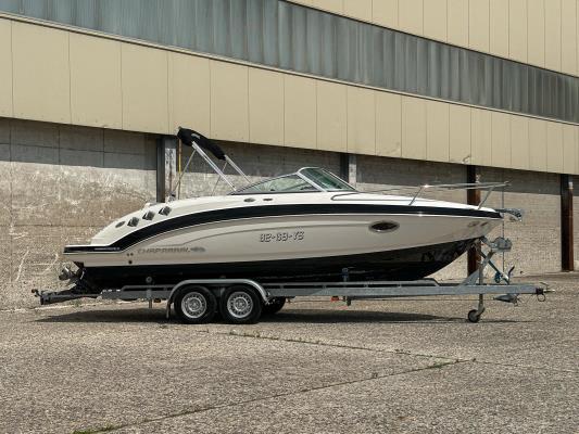 Chaparral 225 SSi Sportboot / Speedboot met Kajuit, MerCruiser 300pk – 2012
