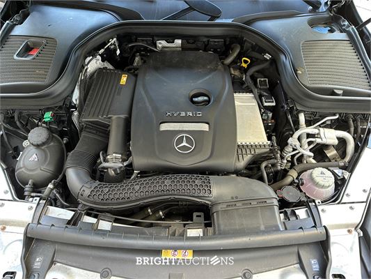 Mercedes-Benz GLC300e 4M Business Solution AMG GLC-klasse Coupé 320pk 2021, S-063-GD 
