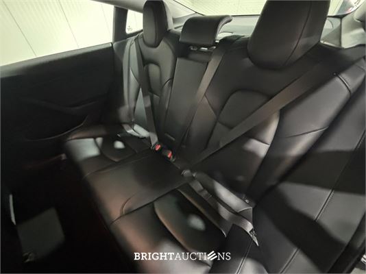 Tesla Model 3 Standard RWD Plus 60 kWh 238pk 2019 (Origineel-NL), G-097-DX