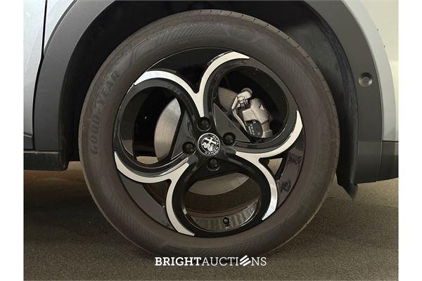 Alfa Romeo Junior Turbo Hybrid Ibrida Speciale 1.2 156pk 2025 (Origineel-NL), HLG-47-F