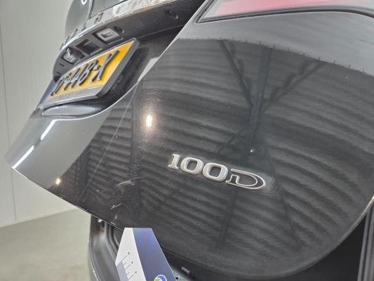 Tesla Model X 418pk 2018 (Origineel-NL), ST-448-X