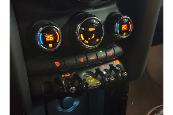 MINI Mini Classic 33 kWh 184pk 2022 (Origineel-NL), P-348-ZV