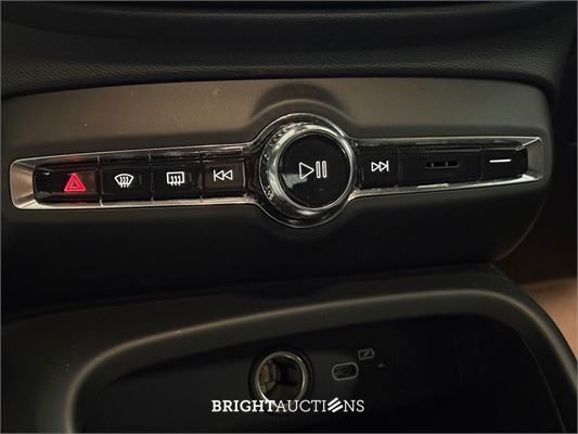 Volvo C40 Recharge Plus 69 kWh 2022 (Origineel-NL), R-732-KB