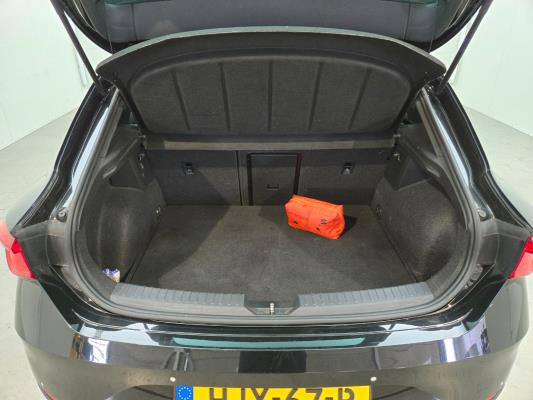 SEAT Leon FR eHybrid PHEV Business Intense 1.4 TSI 258pk 2021, HJX-67-R