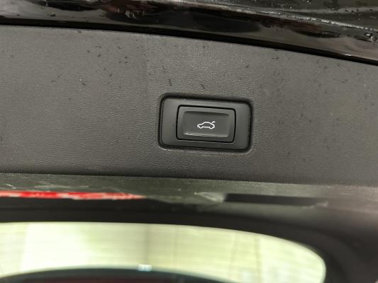 Audi Q4 e-tron 35 Edition 55 kWh 170pk 2022 (Origineel-NL), R-847-TD