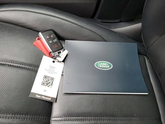 Land Rover Range Rover Evoque P300e 1.5 AWD 309pk 2022 (Origineel-NL), P-582-LG