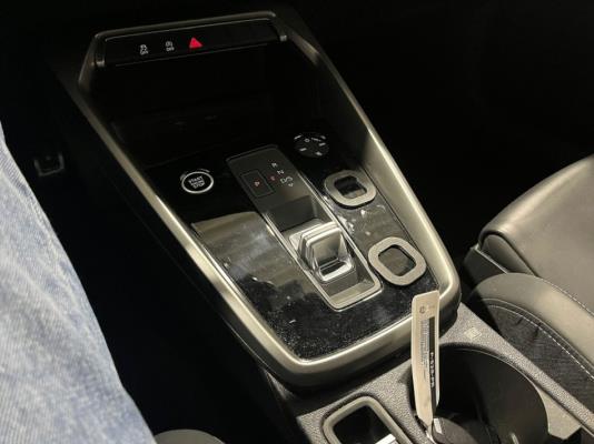 Audi A3 Limousine 30 S edition TFSI 110pk 2022 (Origineel-NL), P-528-PR