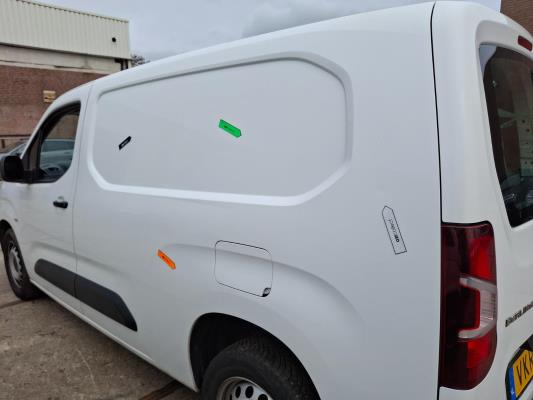 Citroen Berlingo 1.5 BlueHDI Club XL 99 pk 2021, VKR-08-B