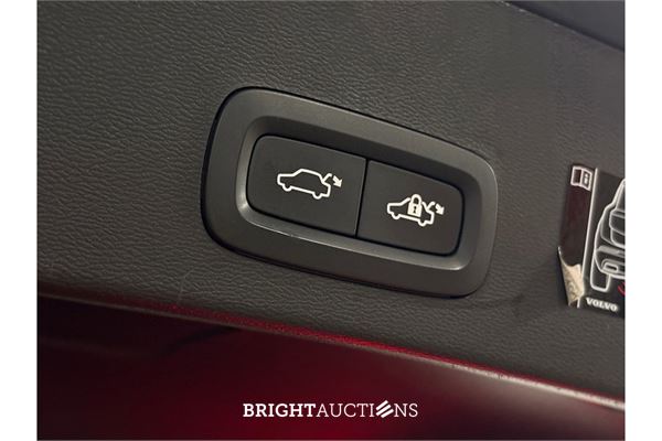 Volvo XC40 Recharge P8 R-Design AWD 2021 (Origineel-NL), L-520-XB