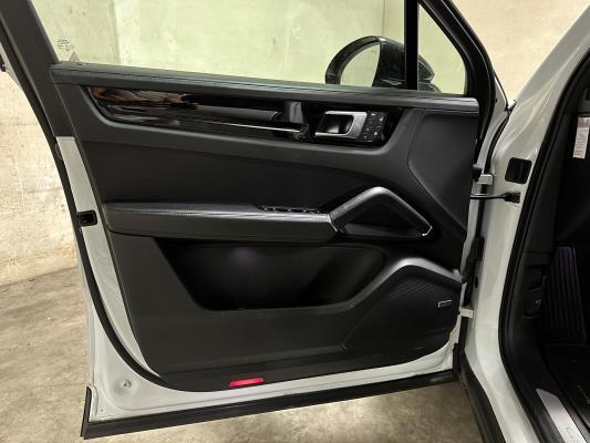Porsche Cayenne 3.0 E-Hybrid Platinum Edition 462pk 2022, X-844-ZG