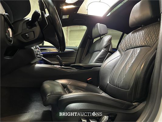 BMW M550i xDrive High Executive 462pk 2018 5-serie, KKP-44-R