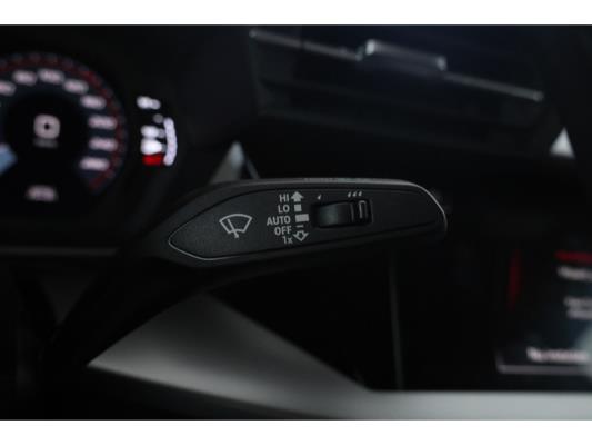 Audi A3 Sportback 30 S edition TFSI 122pk 2022, JLR-80-R
