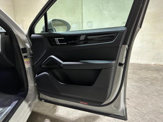 Porsche Cayenne Coupé 3.0 V6 E-Hybrid 462pk 2019 (Origineel-NL), G-145-HL