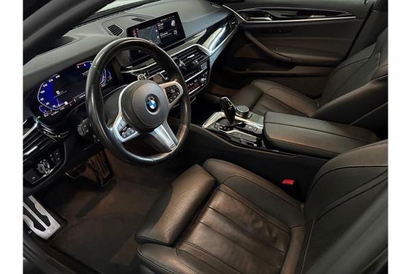 BMW M550d xDrive 5 Serie High Executive 399pk 2019 5-Serie, R-967-HZ