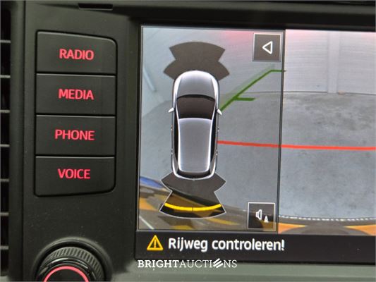 SEAT Leon Cupra Connect 2.0 TSI 290pk 2016, P-506-PT