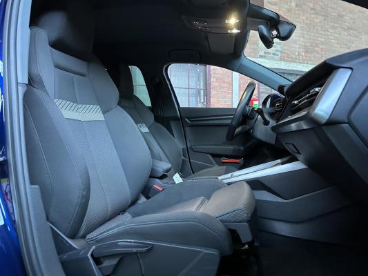Audi A3 Sportback 35 TFSI Business edition 150hp 2020 (Original-NL+1st owner), J-594-JG