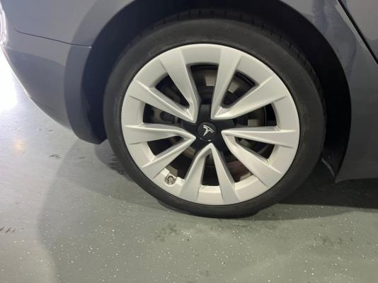 Tesla Model 3 Standard RWD Plus 60 kWh 238pk 2023 (Origineel-NL), S-225-TN