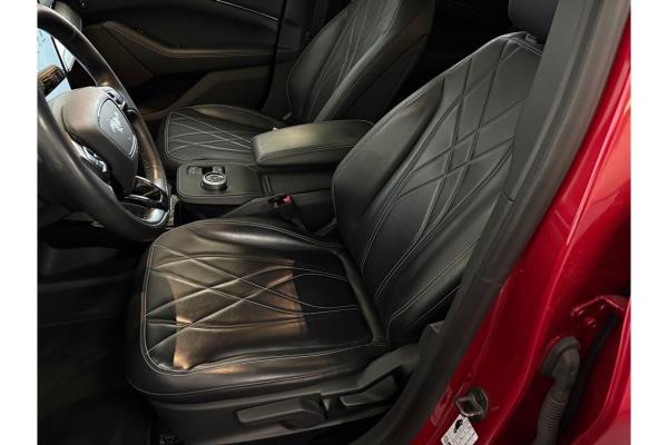 Ford Mustang RWD 75 kWh 2022 (Original-NL), P-598-LD