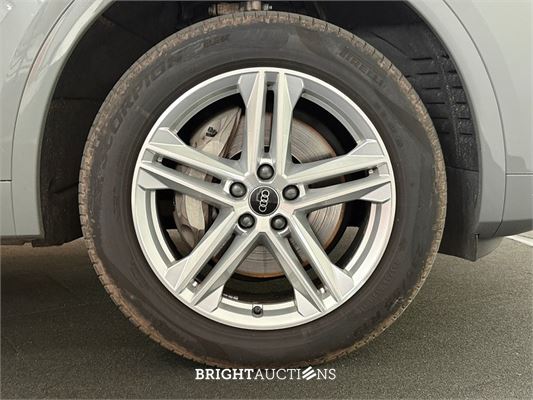 Audi Q5 50 TFSI e S edition 408pk 2022 (Origineel-NL), R-409-BV
