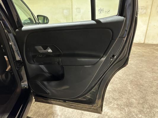 Mercedes-Benz GLB180 Business Solution 136pk 2021 (Origineel-NL + 1e Eigenaar) GLB-Klasse, L-079-FR