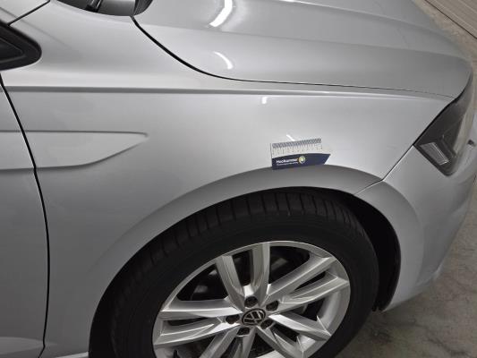 Volkswagen Polo Highline Business R 1.0 TSI 110pk 2021, T-090-FZ
