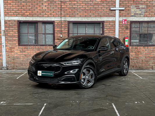 Ford Mustang Mach-E RWD 75 kWh 269pk 2021 (Origineel-NL + 1e eigenaar), N-361-JS