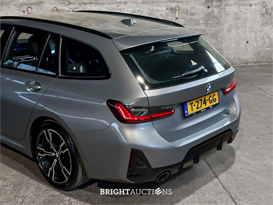 BMW 320d Touring M Soprt 190pk 2023 3-serie (Origineel-NL + 1e eigenaar), T-274-GG