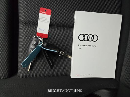 Audi Q3 45 e Advanced edition TFSI 266pk 2022 (Origineel-NL), R-270-FF