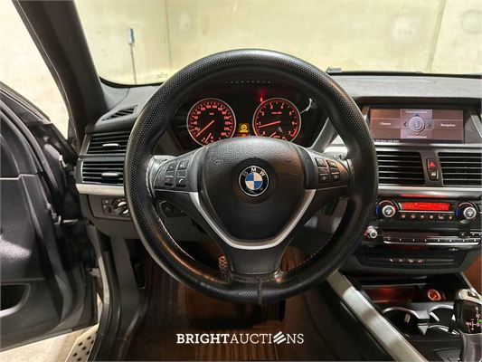 BMW X5 xDrive48i 4.8 V8 E70 355pk 2007, P-834-RB Youngtimer