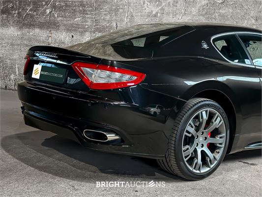 Maserati GranTurismo S 4.7 V8 440pk 2009