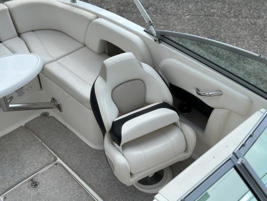 Chaparral 225 SSi Sportboot / Speedboot met Kajuit, MerCruiser 300pk – 2012