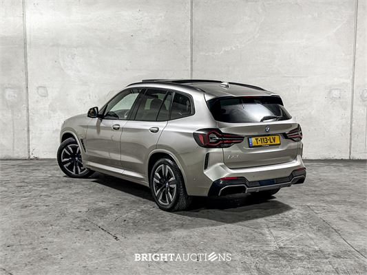 BMW iX3 High Executive 80kWh 286pk 2022, T-113-LV