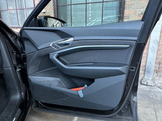 Audi e-tron Sportback 55 quattro edition 95 kWh 408pk 2020 (Origineel-NL+1e eigenaar), K-470-GB