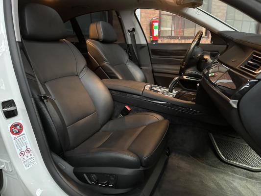 BMW ActiveHybrid7 F04 4.4 V8 465pk 2011 F04 Youngtimer