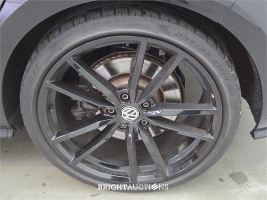 Volkswagen Golf 4Motion R 2.0 TSI 301pk 2019, HNP-37-D