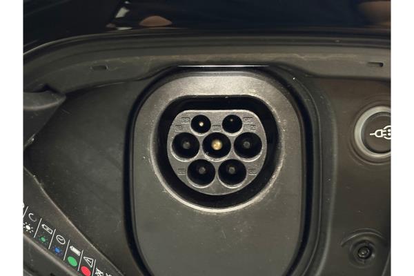 Porsche Taycan 4S 93 kWh 489pk 2022, X-274-FS