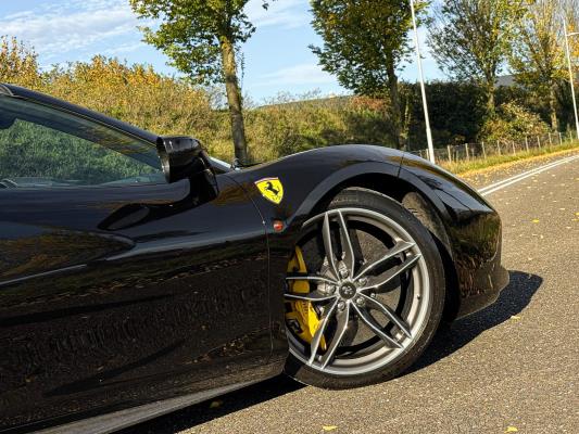 Ferrari 488 Spider HELE 3.9 V8 -Full Carbon- 670pk 2018, GFG-98-P
