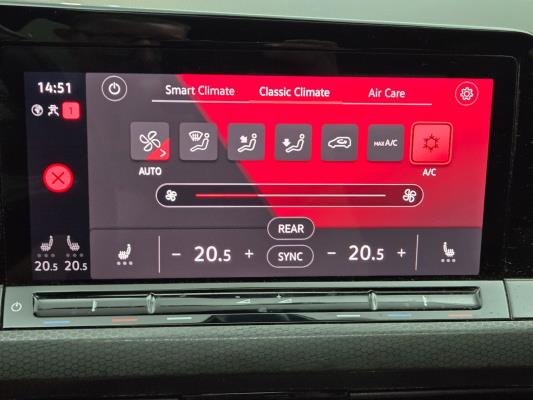 Volkswagen Golf GTI 2.0 TSI 245pk 2021, T-556-JP