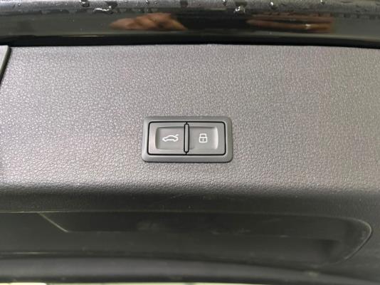Audi e-tron 55 S edition Quattro 95 kWh 408pk 2021 (Origineel-NL), N-342-LB