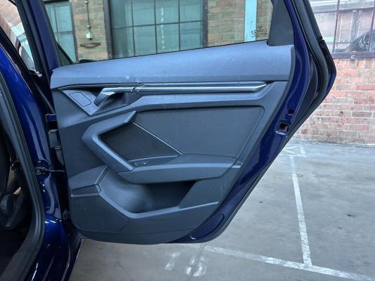 Audi A3 Sportback 35 TFSI Business edition 150pk 2020 (Origineel-NL+1e eignaar), J-594-JG