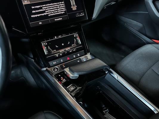 Audi e-tron Sportback 55 quattro edition 95 kWh 408pk 2020 (Origineel-NL+1e eigenaar), K-470-GB